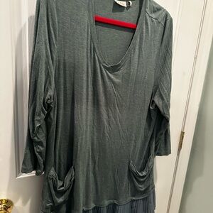 LOGO by Lori Goldstein Long Sleeve Top in Gray